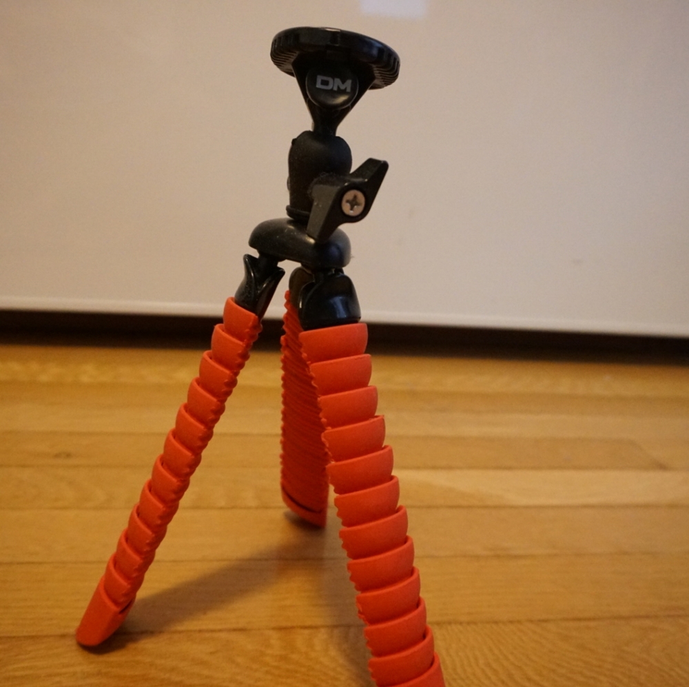 DM mini tripod